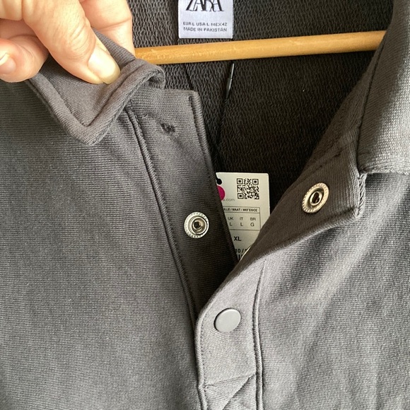 Zara Charcoal Button-Up Polo - Picture 4 of 4